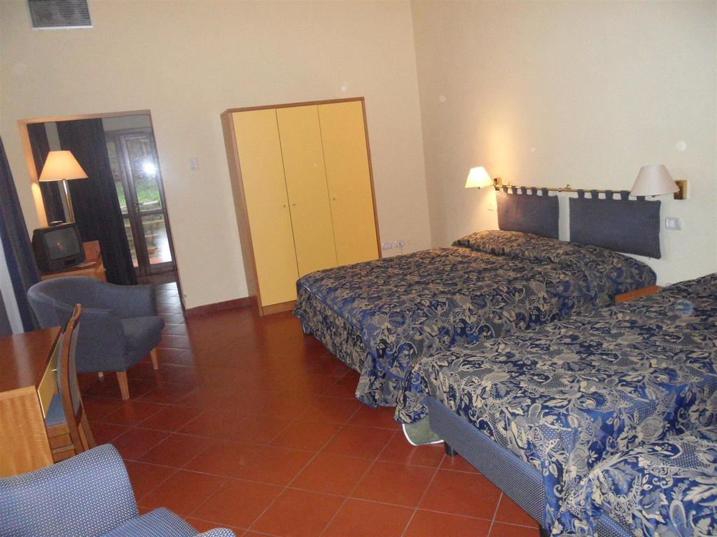 Hotel La Vedetta Livorno Buitenkant foto