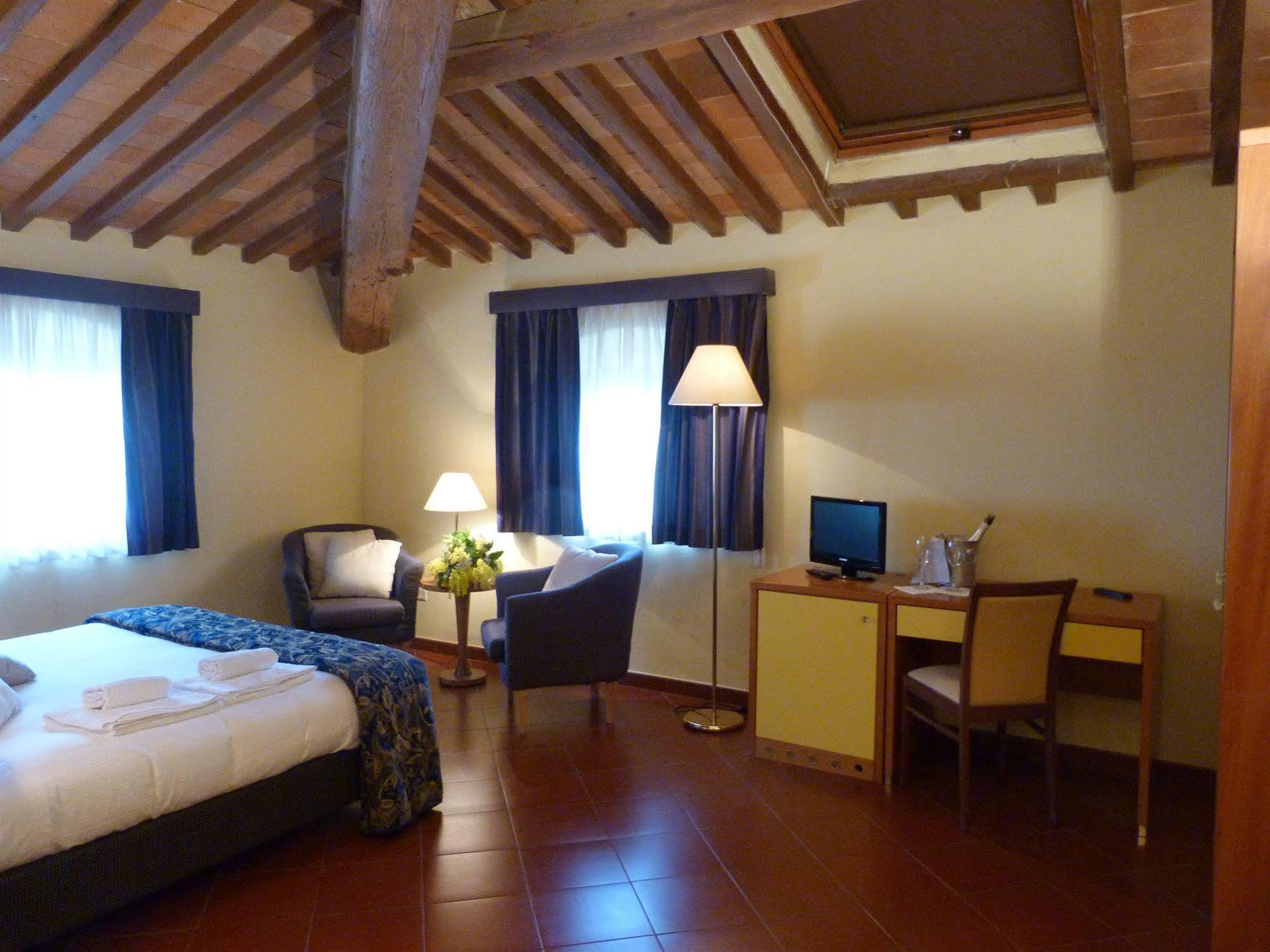 Hotel La Vedetta Livorno Buitenkant foto