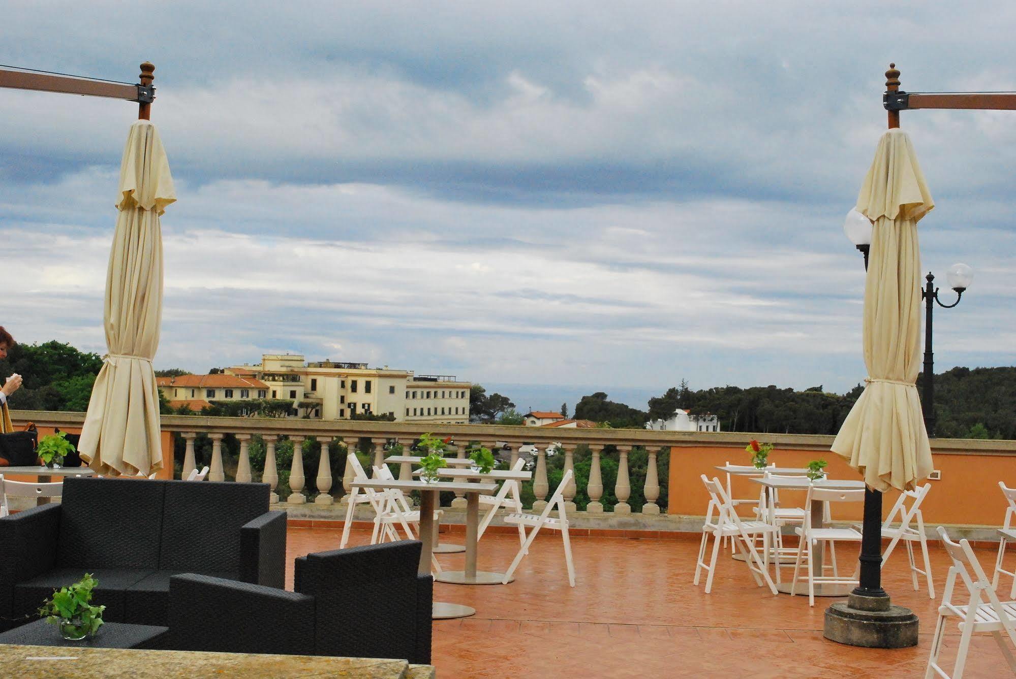 Hotel La Vedetta Livorno Buitenkant foto